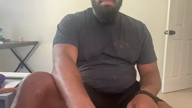 Queen_sofiyaa – webcam model profile photo Image 16