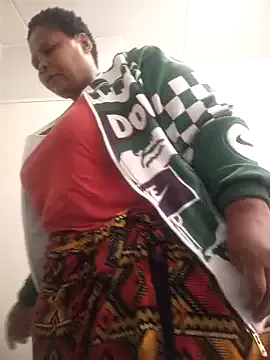 oxo_yuna_oxo – webcam model profile photo Image 7