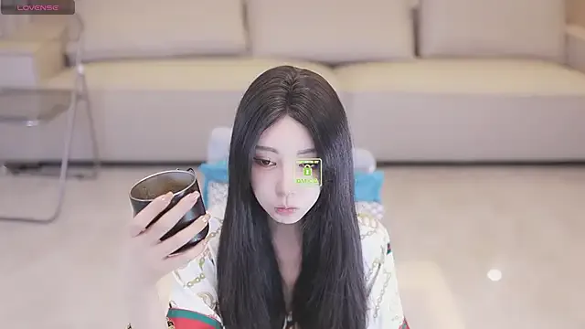 EvanyaRose – webcam model profile photo Image 2