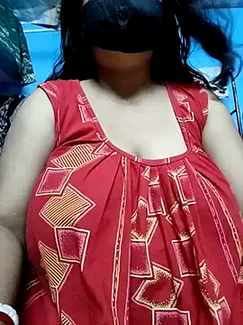 Queen_sofiyaa – webcam model profile photo Image 11