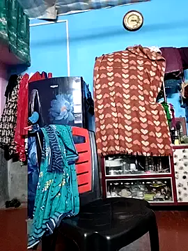 Queen_sofiyaa – webcam model profile photo Image 2