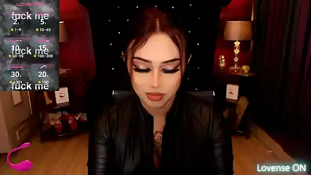 oxo_yuna_oxo – webcam model profile photo Image 6