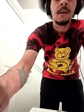 DominantAlex18 – webcam model profile photo Image 5