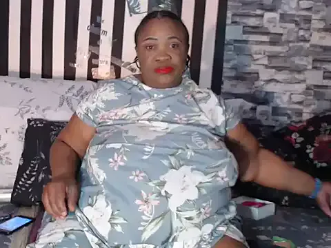 oxo_yuna_oxo – webcam model profile photo Image 9