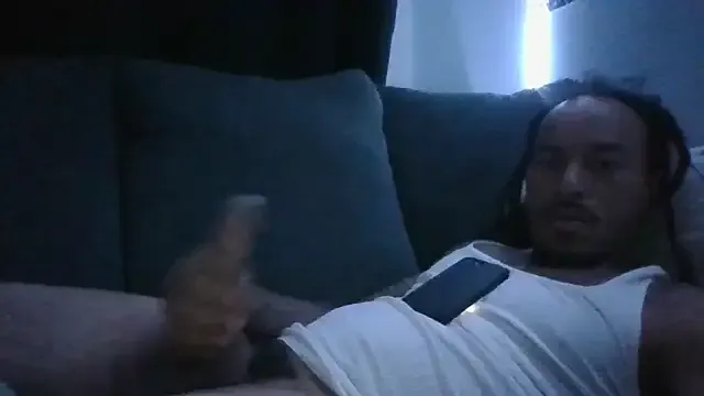 pizza_pa – webcam model profile photo Image 4