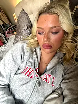 SherlynBhabhi – webcam model profile photo Image 4