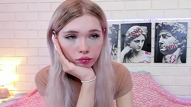 oxo_yuna_oxo – webcam model profile photo Image 6