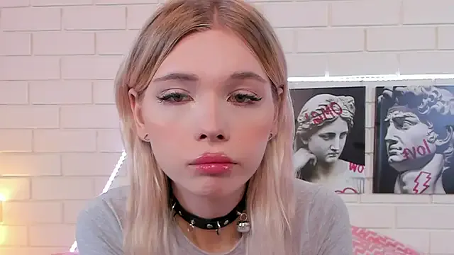 oxo_yuna_oxo – webcam model profile photo Image 7