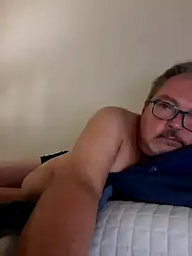 dirtypub – webcam model profile photo Image 3