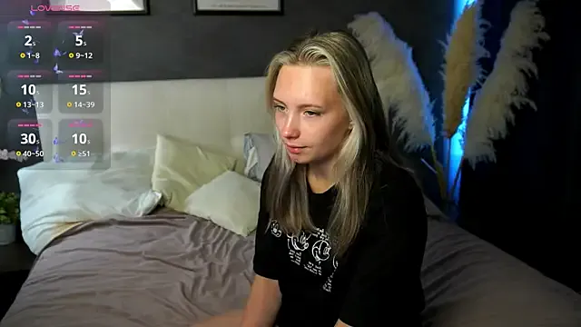 oxo_yuna_oxo – webcam model profile photo Image 11