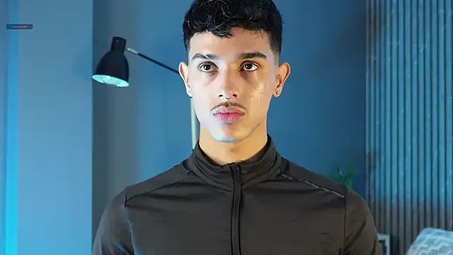 Benson18y – webcam model profile photo Image 15