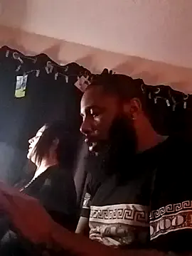 oxo_yuna_oxo – webcam model profile photo Image 3