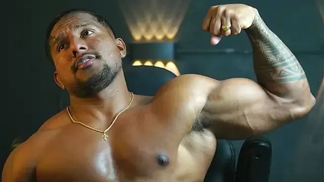 CallumMuscle Image 12