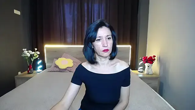 Awesomelusty – webcam model profile photo Image 15