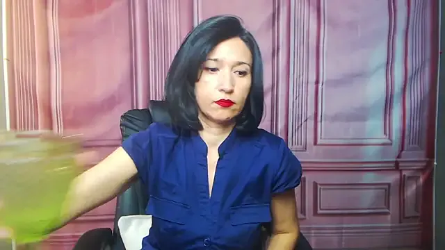 Awesomelusty – webcam model profile photo Image 7