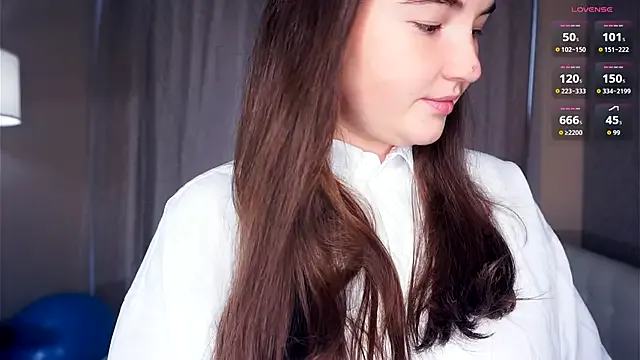 oxo_yuna_oxo – webcam model profile photo Image 10