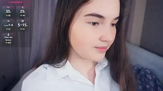 oxo_yuna_oxo – webcam model profile photo Image 18