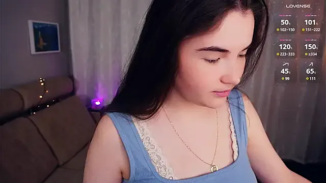 oxo_yuna_oxo – webcam model profile photo Image 4