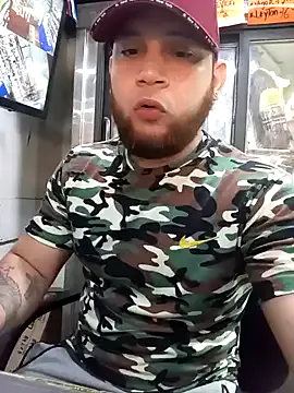 Yui-Ch – webcam model profile photo Image 2