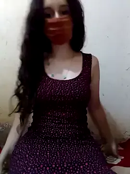 HillaryLewis – webcam model profile photo Image 10