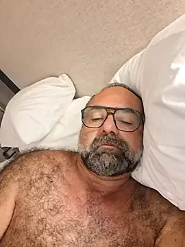 R-bonbon – webcam model profile photo Image 12