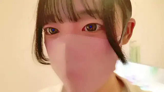 maataaan – webcam model profile photo Image 5