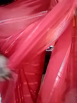 NatashaCeratti – webcam model profile photo Image 3