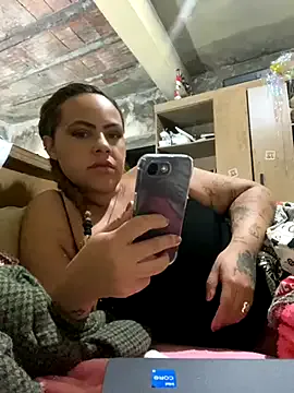 Queen_sofiyaa – webcam model profile photo Image 16