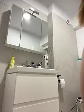 EllieParkeer – webcam model profile photo Image 7