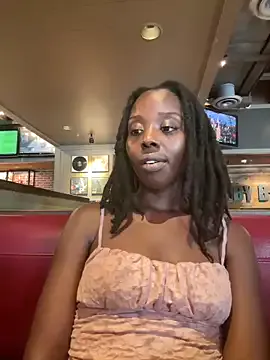 ManaMi-maru – webcam model profile photo Image 10