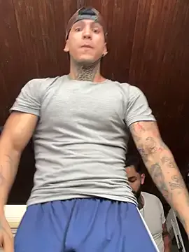 maataaan – webcam model profile photo Image 12