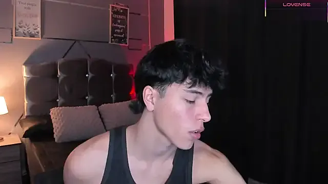 ViviVIsion – webcam model profile photo Image 12