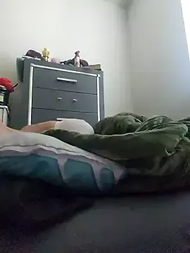 roouse – webcam model profile photo Image 11