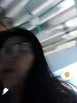 EmmaCorrtez – webcam model profile photo Image 3