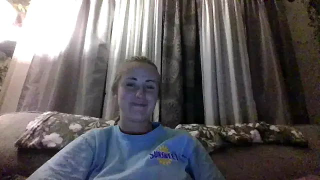 dalichuru – webcam model profile photo Image 16