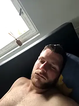 Queen_sofiyaa – webcam model profile photo Image 11