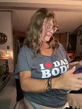 maataaan – webcam model profile photo Image 14