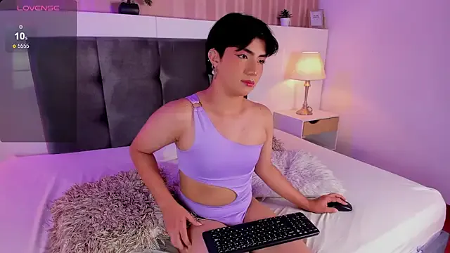 winter11 – webcam model profile photo Image 6