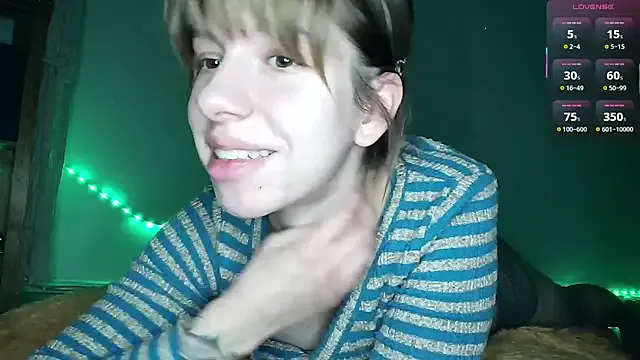 oxo_yuna_oxo – webcam model profile photo Image 11