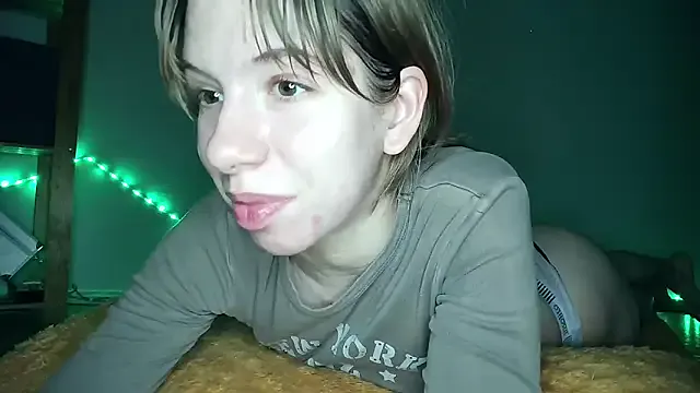 oxo_yuna_oxo – webcam model profile photo Image 6