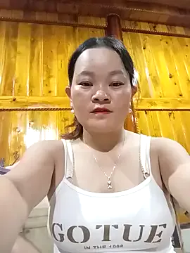 oxo_yuna_oxo – webcam model profile photo Image 10