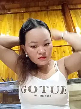 oxo_yuna_oxo – webcam model profile photo Image 12