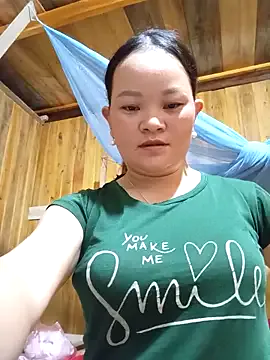 oxo_yuna_oxo – webcam model profile photo Image 2