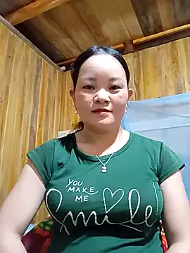 oxo_yuna_oxo – webcam model profile photo Image 6