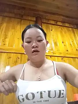 oxo_yuna_oxo – webcam model profile photo Image 9