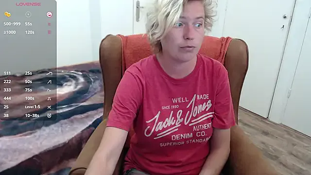 oxo_yuna_oxo – webcam model profile photo Image 13