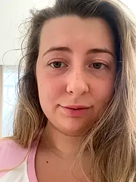 oxo_yuna_oxo – webcam model profile photo Image 14