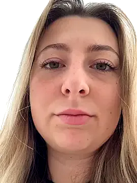 oxo_yuna_oxo – webcam model profile photo Image 19