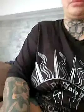 oxo_yuna_oxo – webcam model profile photo Image 14