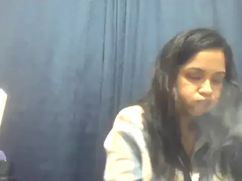 Awesomelusty – webcam model profile photo Image 13